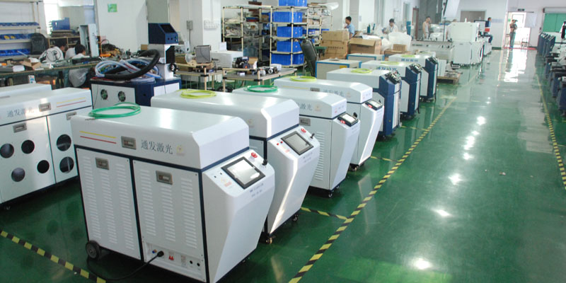 通發激光TFL-80PF<a href='http://m.xdjo.cn/product/2.htm' class='text_a'>光纖<a href='http://m.xdjo.cn' class='text_a'>激光焊接機</a></a>